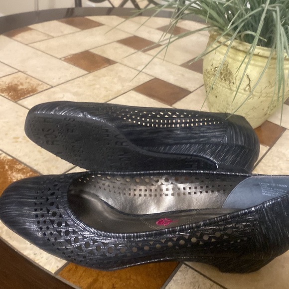 Ros Hommerson  tina black metallic pump workwear casual size 10WW New - Picture 4 of 11